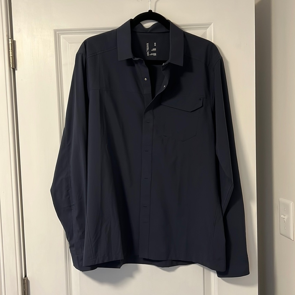Arc’teryx long sleeve button up